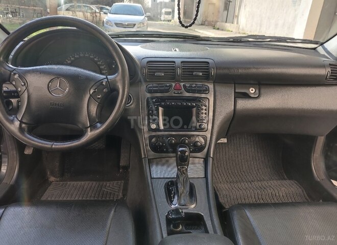 Mercedes C 240 2000, 230,000 km - 2.6 l - Bakı
