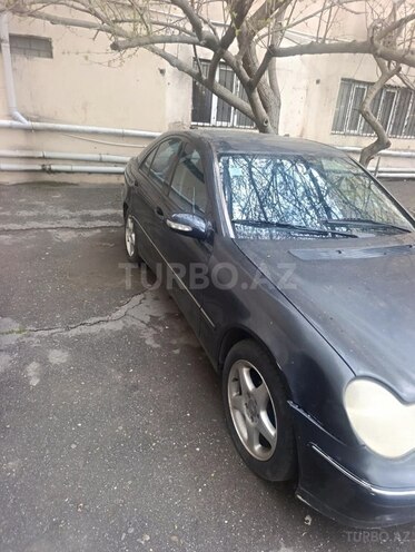 Mercedes C 240 2000, 230,000 km - 2.6 l - Bakı