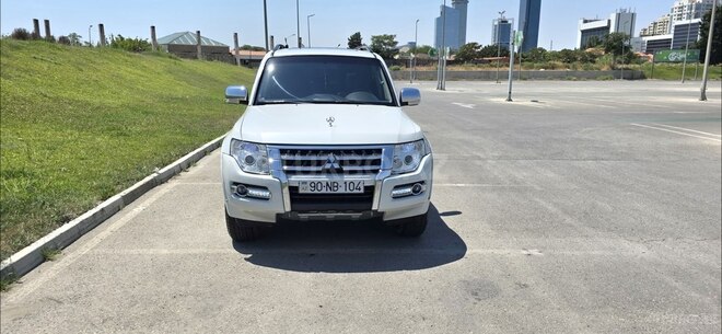 Mitsubishi Pajero 2008, 181,000 km - 3.0 l - Bakı