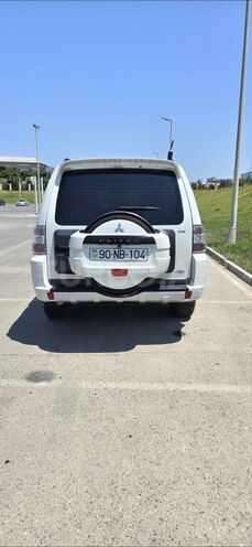 Mitsubishi Pajero 2008, 181,000 km - 3.0 l - Bakı