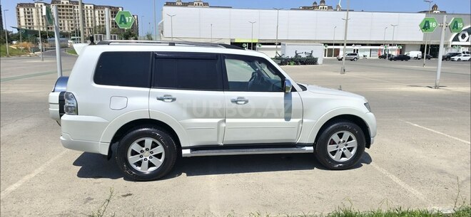 Mitsubishi Pajero 2008, 181,000 km - 3.0 l - Bakı