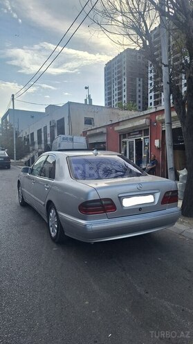 Mercedes E 270 2001, 630,000 km - 2.7 л - Bakı