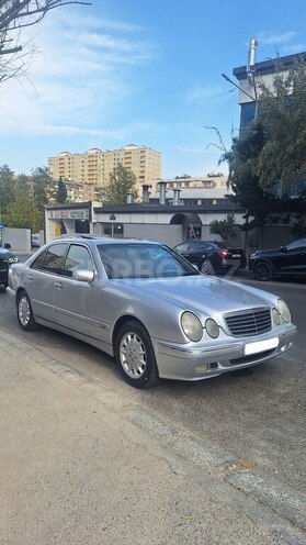 Mercedes E 270 2001, 630,000 km - 2.7 л - Bakı