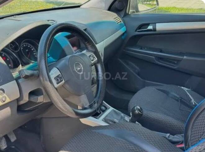 Opel Astra 2006, 440,000 km - 1.3 l - Yevlax