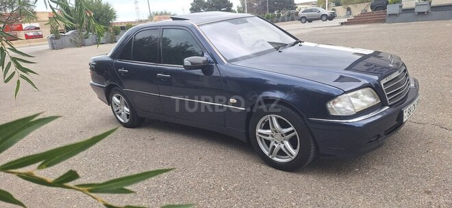 Mercedes C 240 1999, 260,000 km - 2.4 l - Bakı
