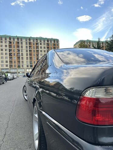 BMW 535 2000, 268,569 km - 3.5 l - Xırdalan