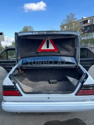 Mercedes 220 E 1992, 350,310 km - 2.2 л - Gəncə