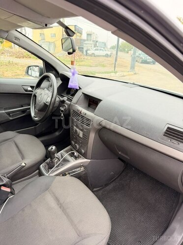 Opel Astra 2006, 158,000 km - 1.3 l - Cəlilabad
