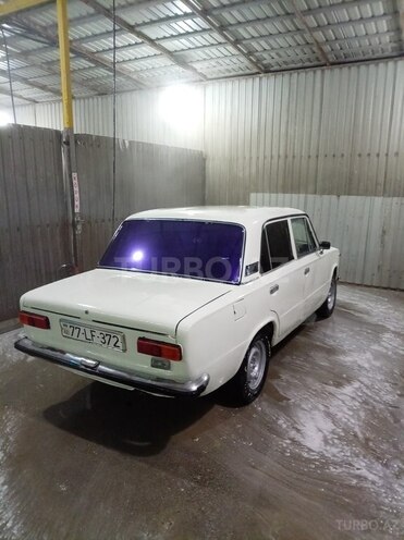 LADA (VAZ) 21011 1984, 330,000 km - 1.3 л - Bakı