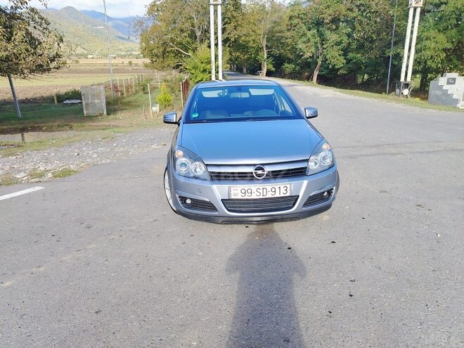 Opel Astra 2004, 266,201 km - 1.4 l - Qax