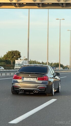 BMW 330 2015, 200,000 km - 2.0 l - Bakı
