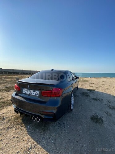 BMW 330 2015, 200,000 km - 2.0 l - Bakı