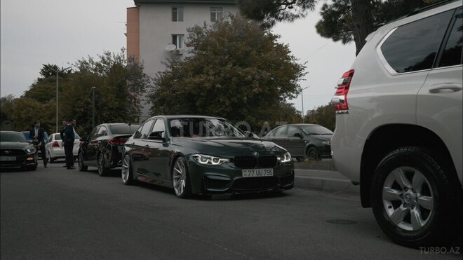 BMW 330 2015, 200,000 km - 2.0 l - Bakı