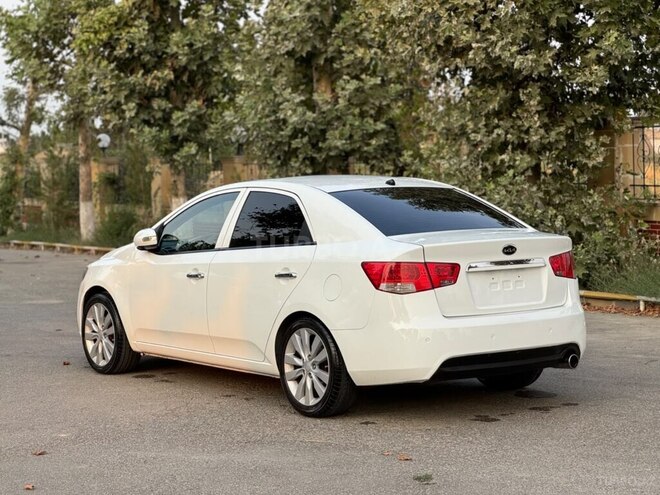 Kia Cerato 2010, 240,000 km - 2.0 l - Xaçmaz