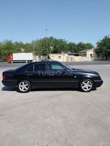 Mercedes E 200 1997, 410,000 km - 2.0 л - Bakı