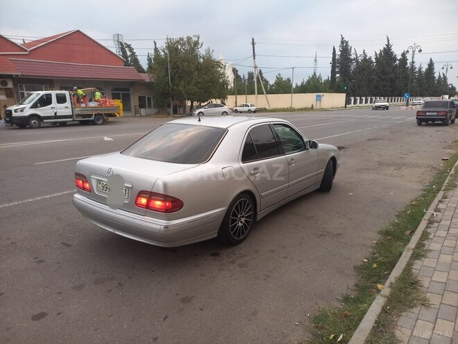 Mercedes E 220 1999, 551,443 km - 2.2 l - İmişli