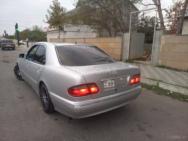Mercedes E 220 1999, 551,443 km - 2.2 l - İmişli