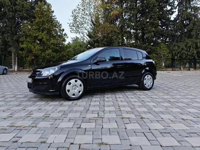 Opel Astra 2005, 267,000 km - 1.6 l - Şəki