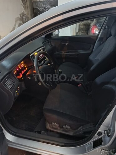 Kia Rio 2006, 370,000 km - 1.5 l - Bakı
