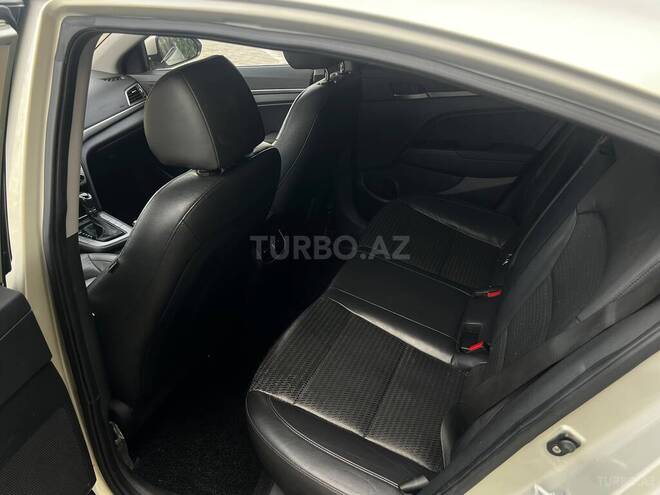 Hyundai Avante 2016, 112,000 km - 1.6 l - Bakı