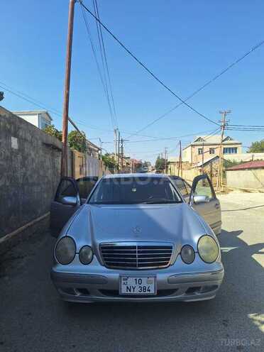 Mercedes E 240 2000, 180,000 km - 2.6 л - Bakı