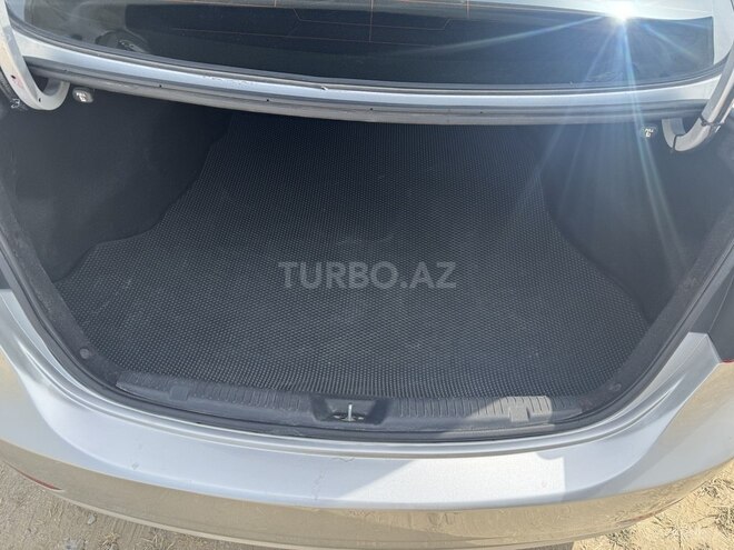 Hyundai Elantra 2015, 250,000 km - 1.8 l - Bakı