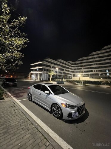 Hyundai Elantra 2017, 174,131 km - 1.6 l - Bakı