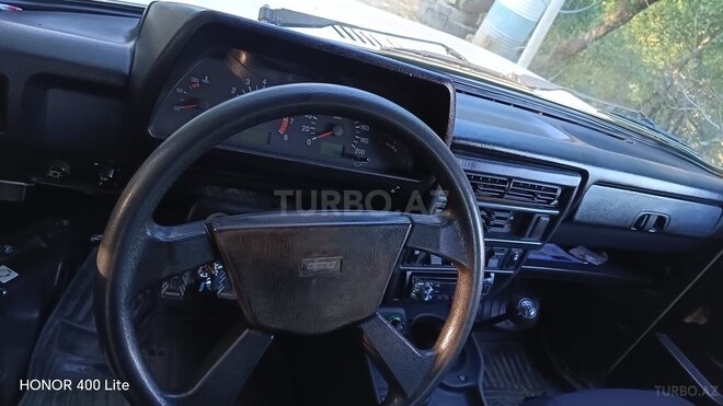 LADA (VAZ) Niva 2010, 130,000 km - 1.7 l - Yardımlı
