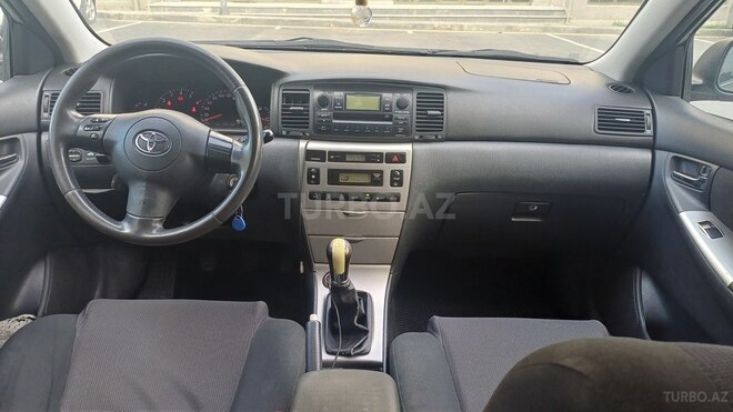 Toyota Corolla 2005, 320,000 km - 1.4 l - Bakı