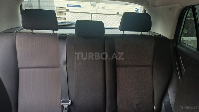 Toyota Corolla 2005, 320,000 km - 1.4 l - Bakı