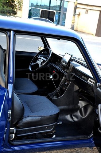 LADA (VAZ) 2107 2009, 66,000 km - 1.6 l - Saatlı