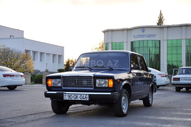 LADA (VAZ) 2107 2009, 66,000 km - 1.6 l - Saatlı