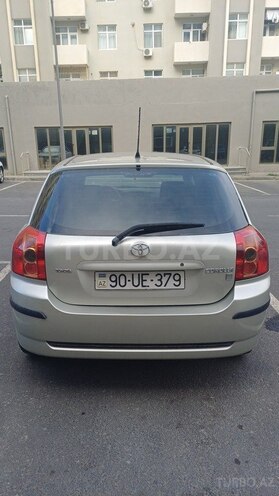 Toyota Corolla 2005, 320,000 km - 1.4 l - Bakı