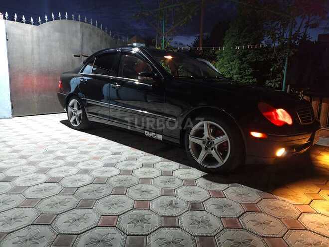 Mercedes  2004, 396,801 km - 2.6 л - Zaqatala
