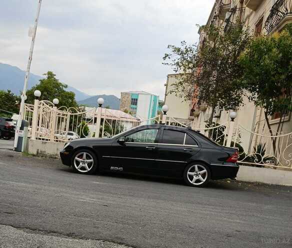 Mercedes  2004, 396,801 km - 2.6 л - Zaqatala