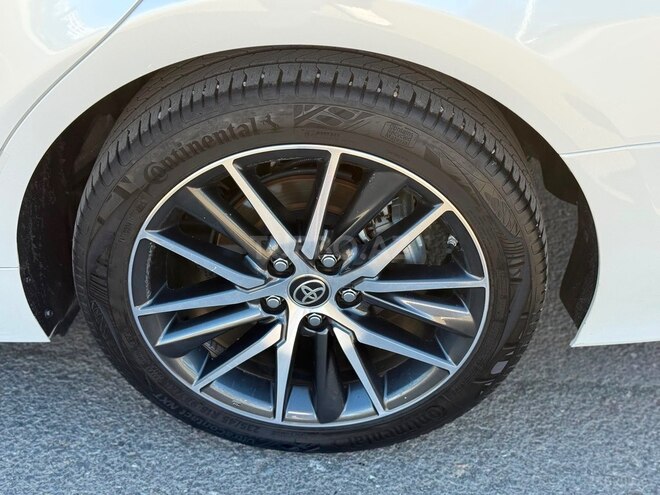 Toyota Camry 2023, 98,100 km - 2.5 л - Bakı