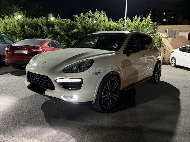 Porsche Cayenne Turbo 2010, 206,000 km - 4.8 l - Bakı
