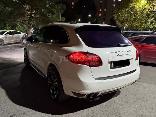 Porsche Cayenne Turbo 2010, 206,000 km - 4.8 l - Bakı