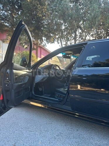 BMW 530 2000, 300,000 km - 2.9 л - Bakı
