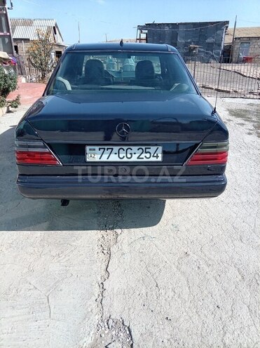 Mercedes E 200 1994, 200,000 km - 2.0 л - Şamaxı