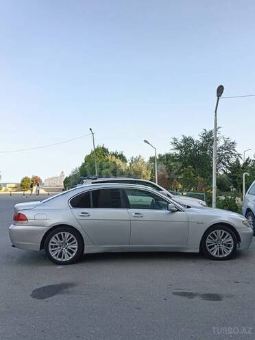 BMW 735 2001, 350,000 km - 3.6 л - Xudat