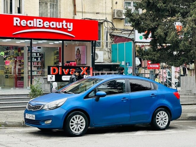 Kia Rio 2014, 390,000 km - 1.4 л - Bakı