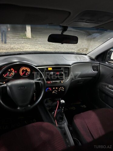 Kia Rio 2006, 413,264 km - 1.5 l - Salyan
