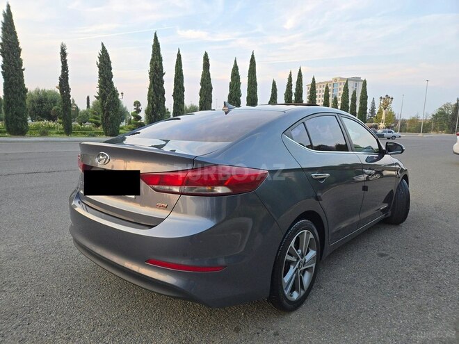 Hyundai Elantra 2016, 180,000 km - 1.6 l - Bakı