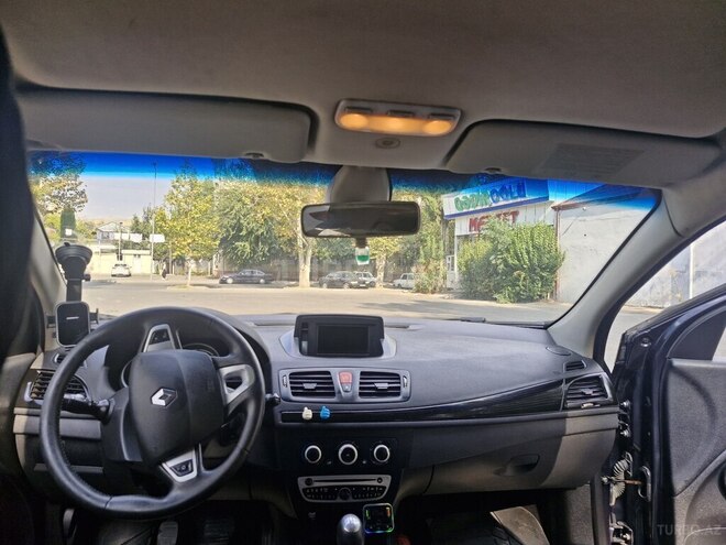 Renault Megane 2011, 382,000 km - 1.5 l - Mingəçevir