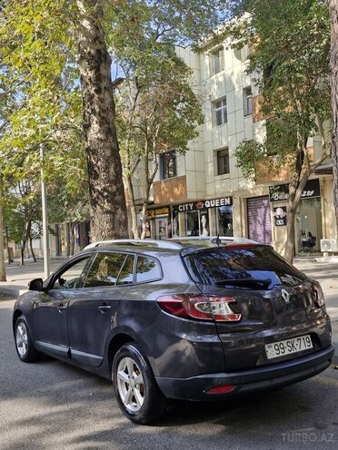 Renault Megane 2011, 382,000 km - 1.5 l - Mingəçevir