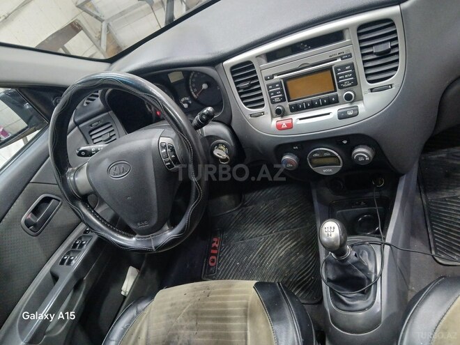 Kia Rio 2009, 445,000 km - 1.4 l - Bakı