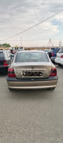Opel Vectra 1996, 255,556 km - 2.0 l - Quba