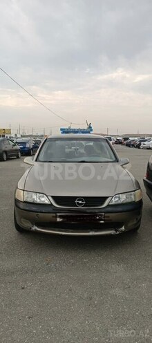 Opel Vectra 1996, 255,556 km - 2.0 l - Quba