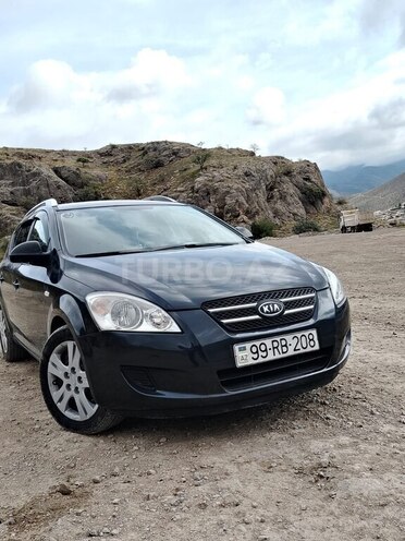 Kia  2008, 244,447 km - 1.4 л - Qəbələ